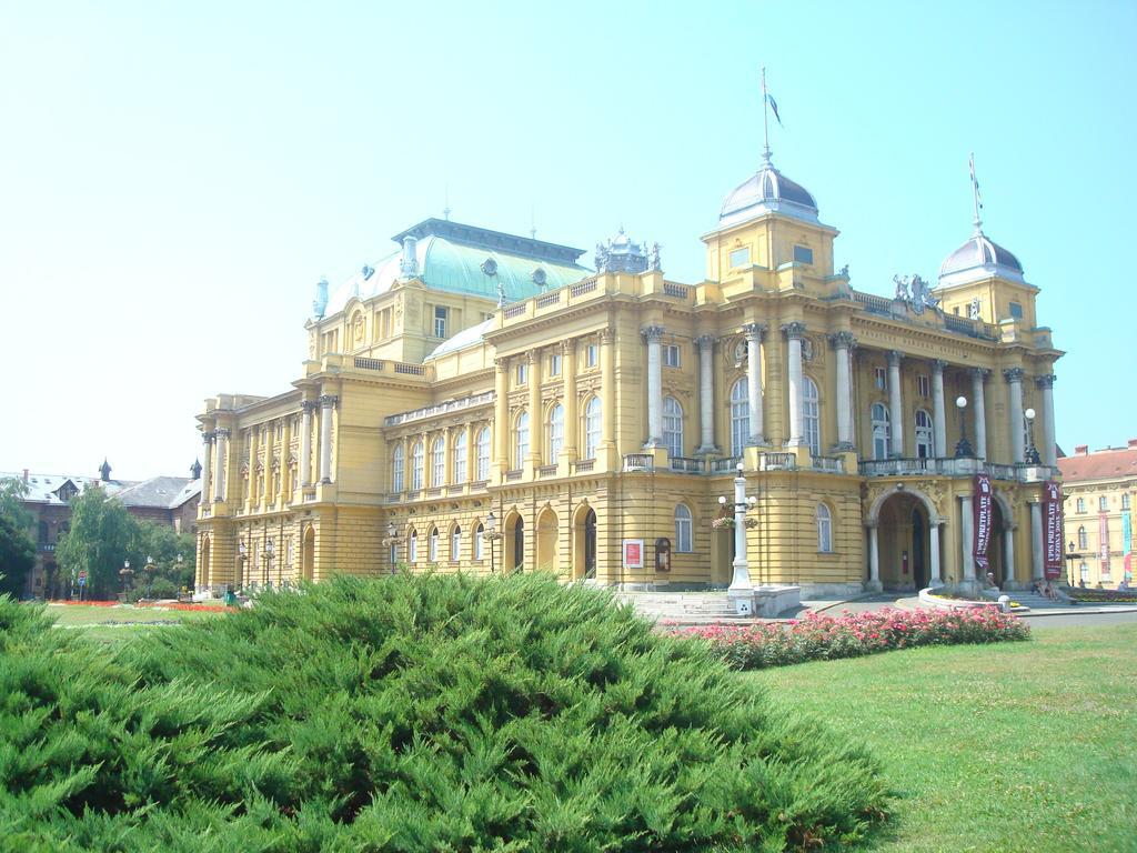 Zagrebrent Apartments Luaran gambar